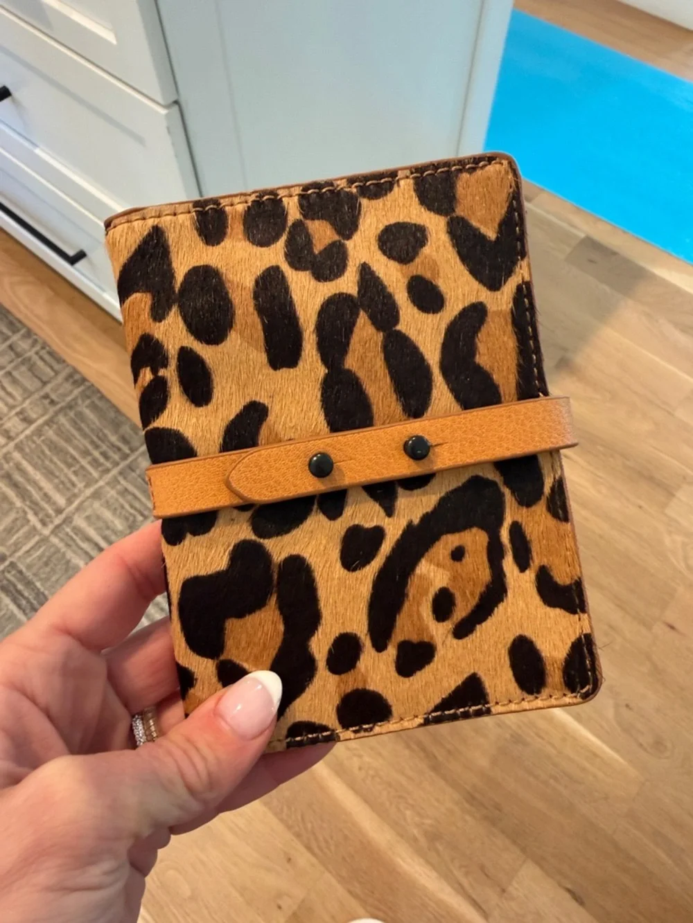 J. Crew Leopard passport Holder in leopard - Picture 1 of 1